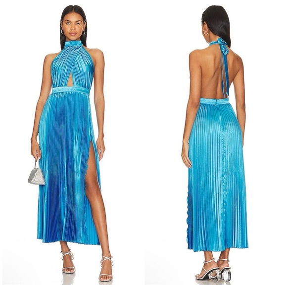 L’IDEE Dresses & Skirts - L’IDEE Renaissance Split Gown in Cloud Blue Size 12